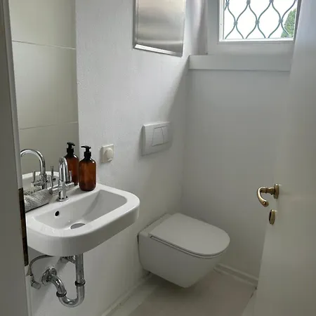 Casa Small